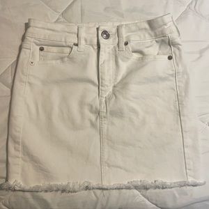 American Eagle White Denim skirt size 2